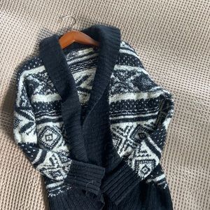 Abercrombie knit chunky cardigan